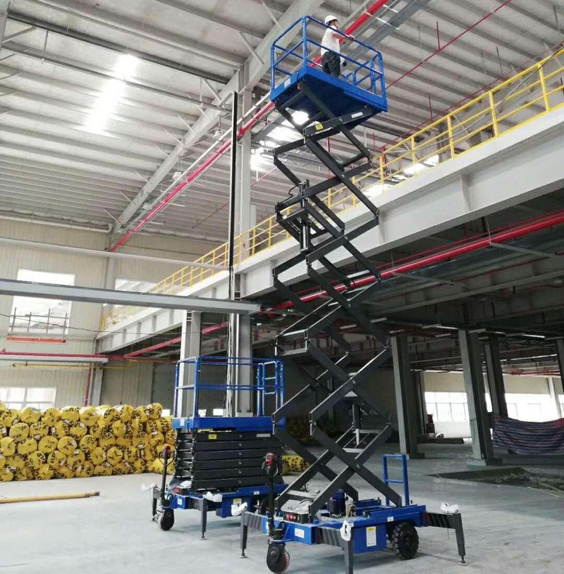 可克达拉助力行走剪叉式高空作业平台